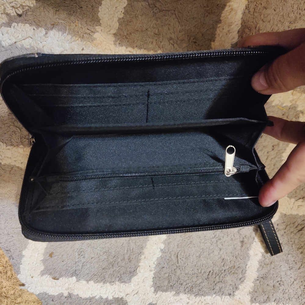 Wallet - Picture 3 of 3